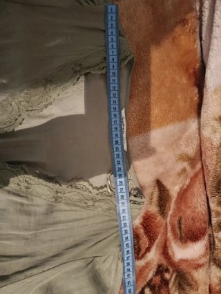 Blusa corta verde manga larga