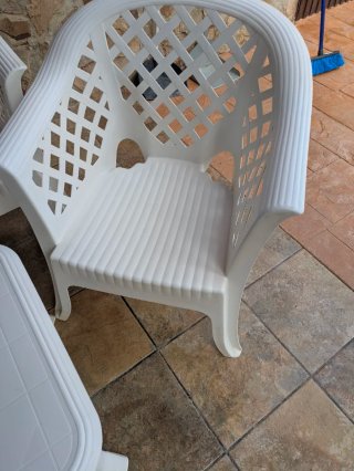 Conjunto de sofa y mesa para jardín