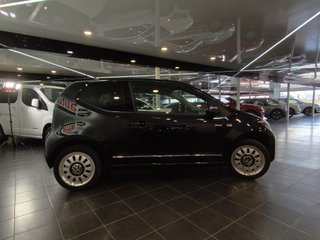Volkswagen up! 1.0 75cv ASG Black up!
