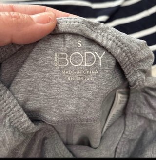 Ropa premamá: 2 vestidos y 2 pantalones 2 camiseta
