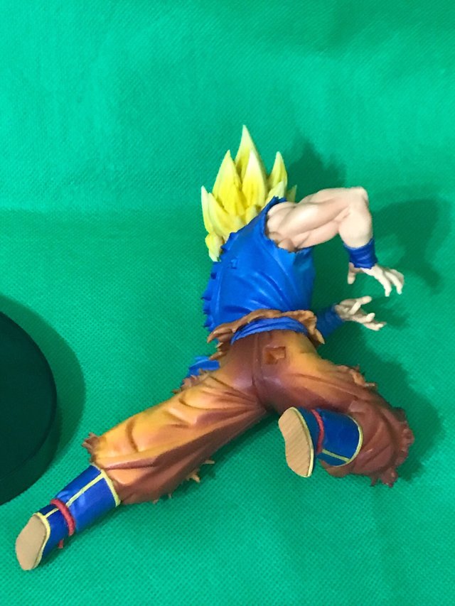 Figura Goku Dragon Ball Z Bandai