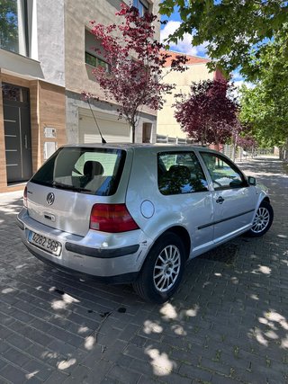 Volkswagen Golf 2001