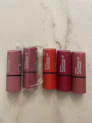 Batons matte NOVOS
