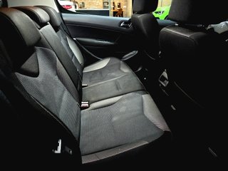 Peugeot 308 2012