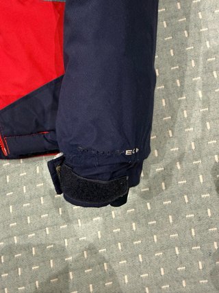 Abrigo Columbia niño gris y rojo