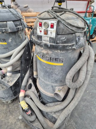 Aspiradores industriales para polvo, marca Karcher