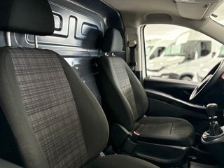 Mercedes Vito 111CDI LARGA EXTRA