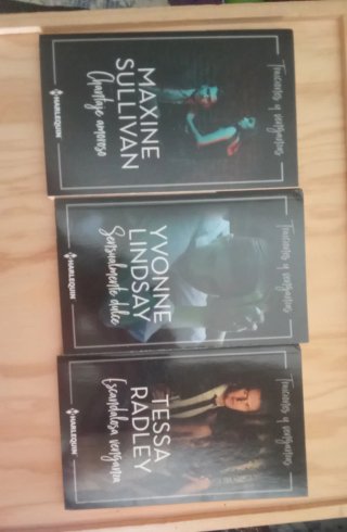 20 libros Novela romántica Harlequin 1€ x libro