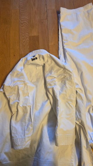 Kimono Karategui Daedo Blanco
