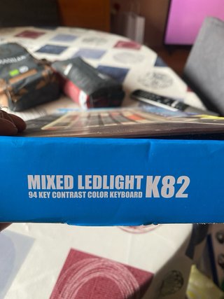 Teclado Mecánico XUNFOX K82 Beige/Naranja