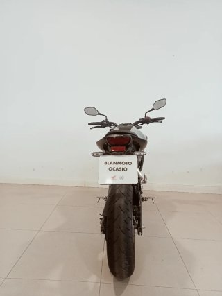 Honda CB125R Gris del 2021 con 9032km