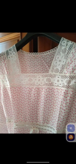 Camicia da notte rosa vintage