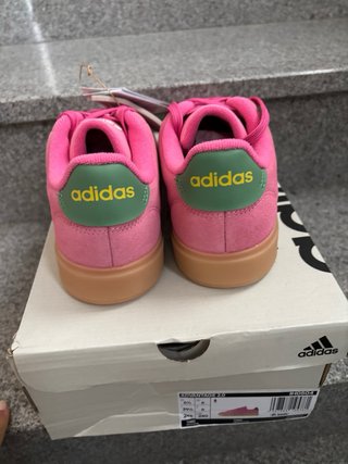 Zapatillas Adidas rosas y verdes