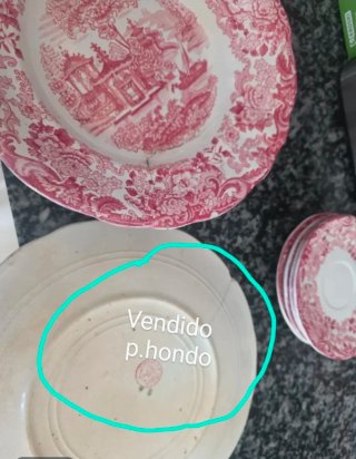 La Cartuja de Sevilla Vajilla Roja
