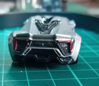 Hot Wheels Premium  Deportivo Lykan Hypersport