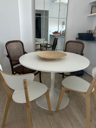 Silla estilo Thonet madera y ratán.
