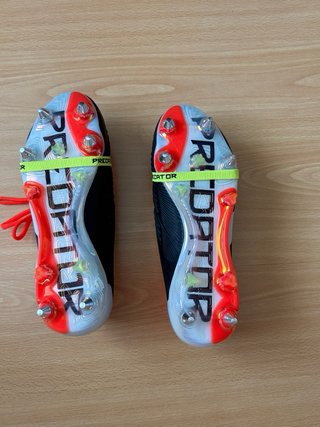 Botas de fútbol