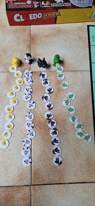 Lote 4 Juegos de Mesa Infantiles: Monopoly, Cluedo
