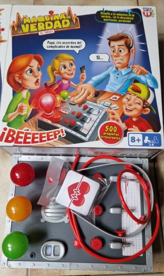 Lote 4 Juegos de Mesa Infantiles: Monopoly, Cluedo