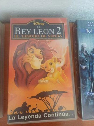 Lote 7 Películas VHS Disney y Más originales.