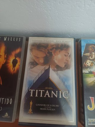 Lote 7 Películas VHS Disney y Más originales.