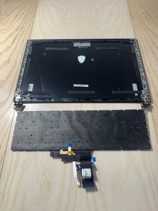 Tapa pantalla y teclado MSI GS63 Stealth Pro