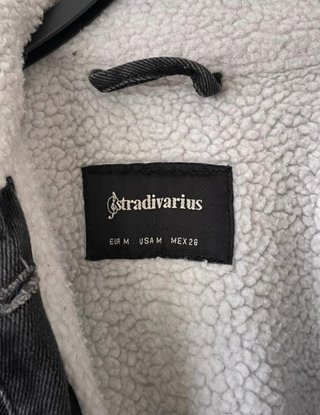 Cazadora vaquera mujer de Stradivarius