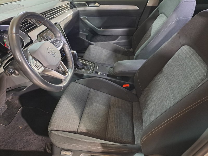 Volkswagen Passat VARIANT EXECUTIVE 2,0 TDI EVO DSG 2023, foto 6