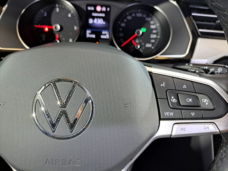 Volkswagen Passat VARIANT EXECUTIVE 2,0 TDI EVO DSG 2023, foto 23