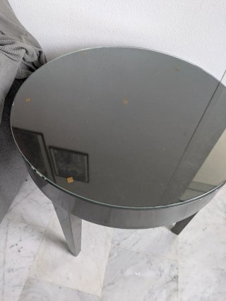 Mesa redonda cristal.