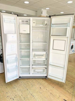 FRIGORÍFICO AMERICANO INOX 177CM BOSCH. GARANTÍA