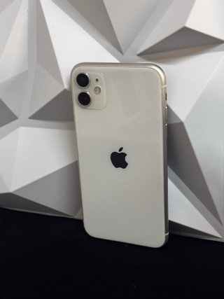 iPhone 11 Blanco 128GB Batería 100%