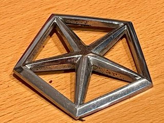 Emblema Chrysler Maletero
