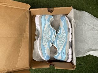 Asics NYC zapatillas