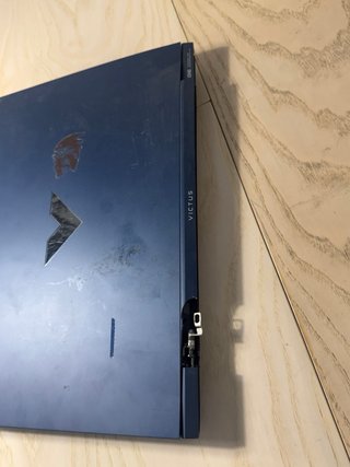 Carcasa y Accesorios Portátil Victus 16