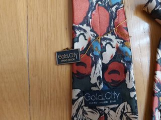 Cravatta Gold City Flores Vintage