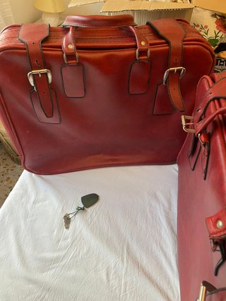 Juego 2 maletas cuero vintage rojo oscuro