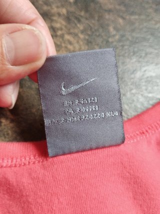 Baby Tee Nike Air Vintage Coral SilverTag XL junio