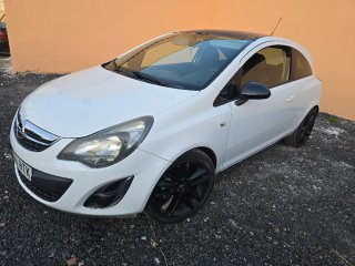 Opel Corsa 1.4 Gasolina 2014