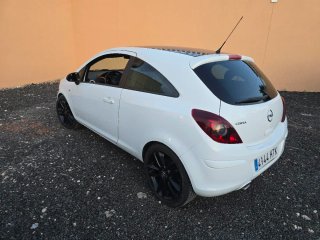 Opel Corsa 1.4 Gasolina 2014