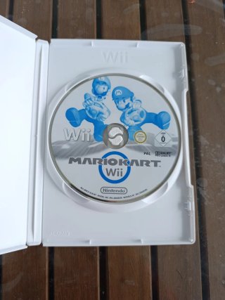 Mario Kart Wii + Volantes Wii (2)