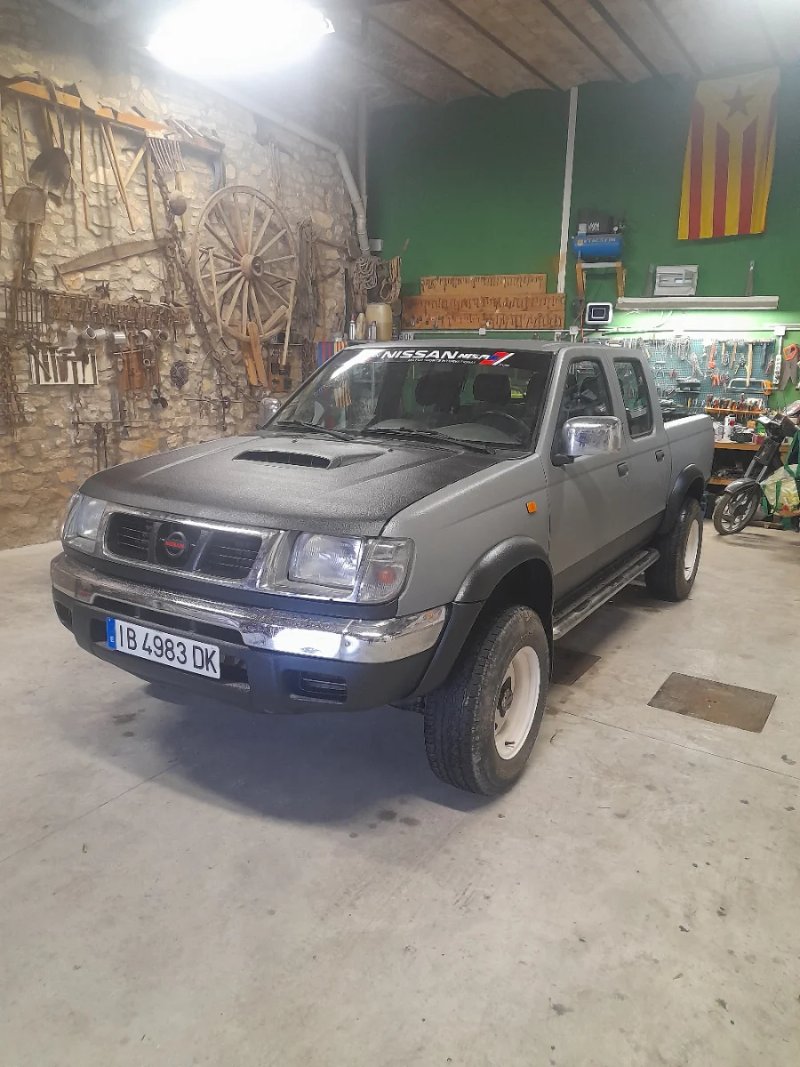 Nissan Navara 1998 - foto 1