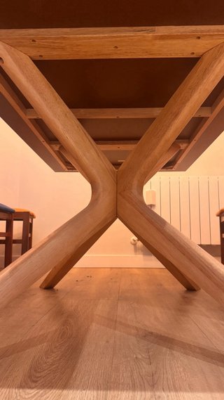 Mesa de comedor de diseño.