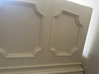 Letto singolo antico in legno