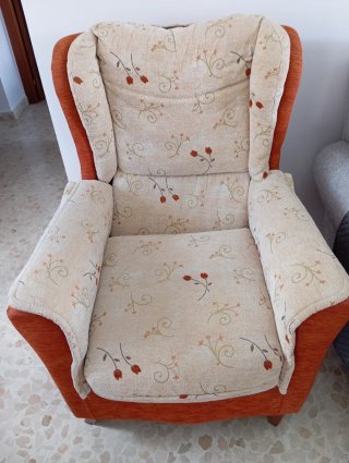 VENDO SILLÓN tela beige y naranja