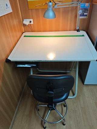 Mesa Dibujo Elevable + Silla Paralex + Flexo