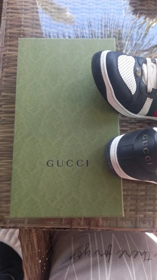 Zapatos Gucci Blu y Blancos