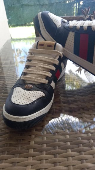 Zapatos Gucci Blu y Blancos