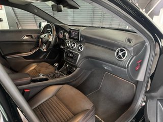 Mercedes-Benz Clase A200 amg manual