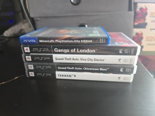 Lote 5 juegos PSP y PS Vita